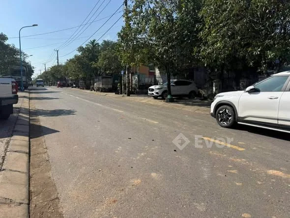 B.án Đ.ất Mặt Tiền Đường Nguyễn Chí Thanh. Đông HàDiện tích : 7,7x20m(155m2 Full thổ cư)