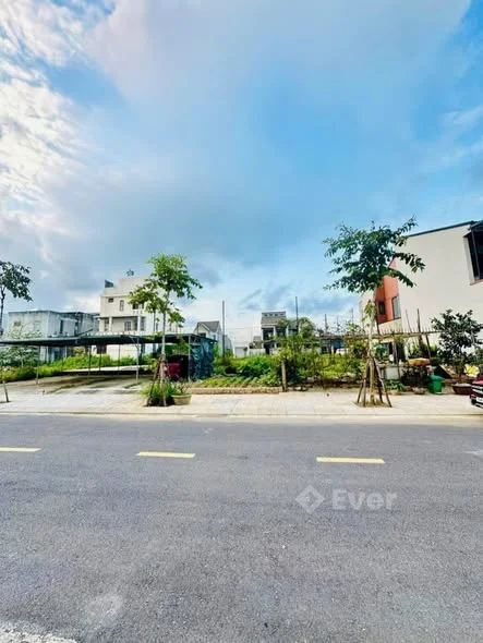 BÁN ĐẤT – TRỊNH HOÀI ĐỨC, NAM ĐÔNG HÀVị trí: Trịnh Hoài Đức, Nam Đông Hà