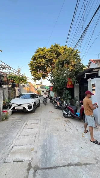 Chủ Gửi Nhà Đẹp Có Sân Ô Tô. Hẻm Chu Văn An Gần Trường Chuyên Lê Khiết. - Thỏa thuận - 134m²