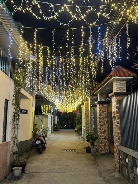 Nhà mê lửng Nguyễn Trãi - P- Nghĩa Lộ. Đường Ô tô, sân rộng rãi. - Thỏa thuận - 93m²