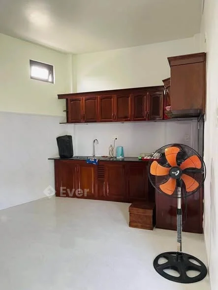 Cc cần Bán căn nhà mặt tiền 79 Trần Anh Tông đối diện công viên - view sông Trà Khúc