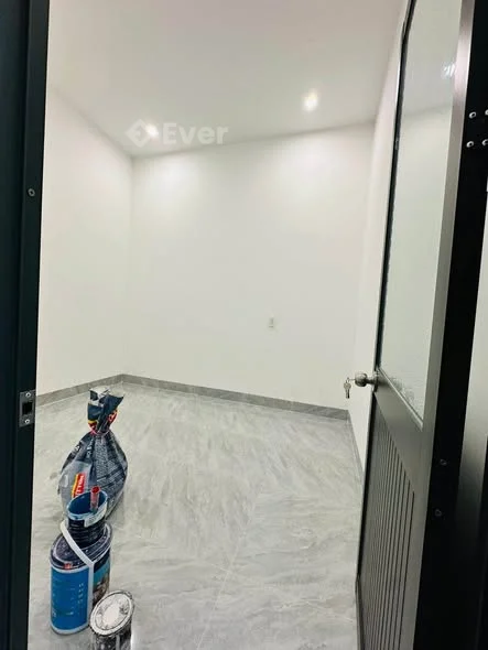 Cần bán căn nhà Vừa ở vừa kinh doanh, mt nguyễn thông hướng tây