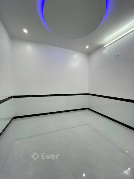 Nhà Trung Tâm Tp đón tết khách ơi!! :Nhà hẽm 82 Lê Lợi,Nhà Cấp 4 , 2p ngủ, 1khách,1 bếp, wc!!