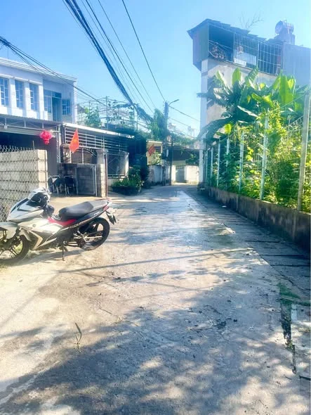 Chủ gửi bán lô đất mặt tiền hẻm 968 Quang Trung thông với Võ Thị Sáu đường 5m