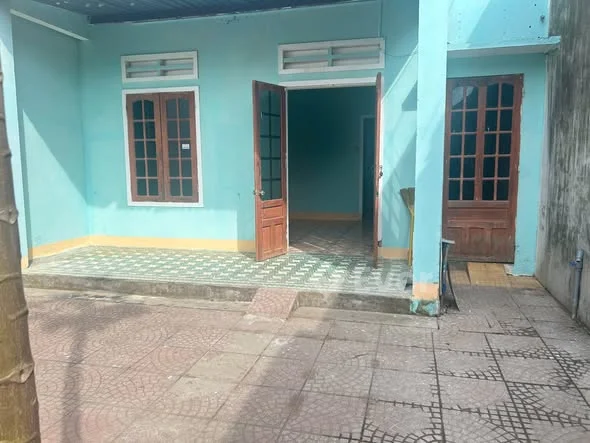 BÁN NHÀ CẤP 4 TRẦN PHÚ KÈM VƯỜN RAU XINH ĐẸP Dt 6x20m hướng Nam full đất ở (hiếm có)