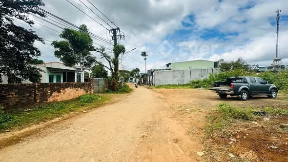 Hữu duyên cho ac m,ua lô này trước tết em tặng anh chị 0,5 phân vàng 9999 lấy lộc may mắn đầu năm