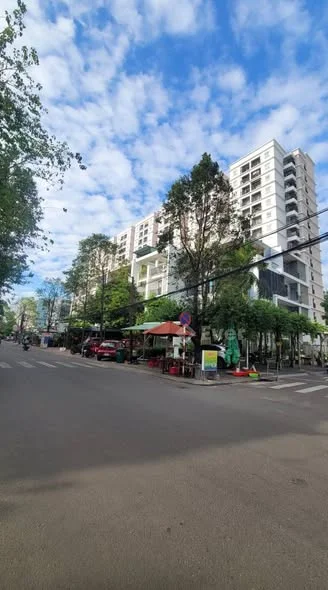 Bán Nhà Mặt Tiền P. Quang Trung Quy Nhơn , 57,5m2 , Giá 4 Tỷ xx+Gần Chung Cư Xuân Thủy