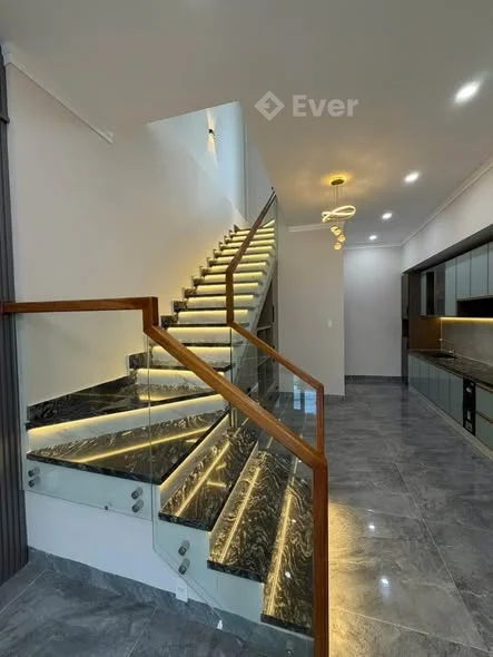 N/HÀ MÊ HẺM CHU VĂN AN - PHƯỜNG PLEIKU - 1 CĂN DUY NHẤT