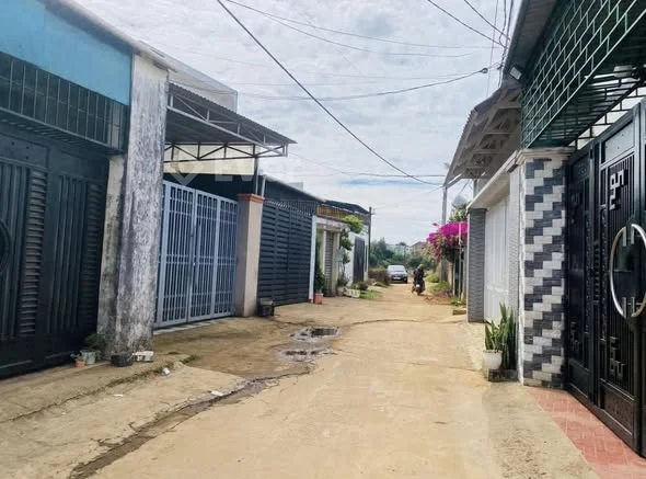 Cần tiền b.á.n gấp lô đất hẻm 441 Lý Thái Tổ cách đường chính 200m