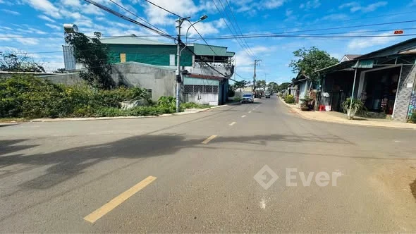 Đất hẻm 66 Lý Chính Thắng đường thông qua hẻm chính 541 Trường Chinh