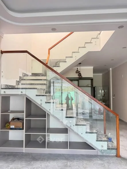 NHÀ MÊ HẺM 131 LÊ DUẨN - PHƯỜNG PHÙ ĐỔNG (CŨ) - GIA LAI NÚI