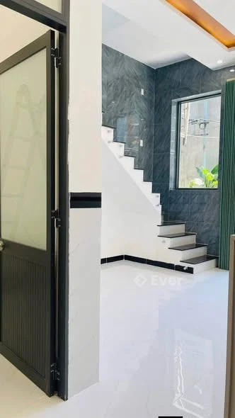 Nhà 2 tầng hẻm Phan Bội Châu - Quy Nhơn.Diện tích : 42,4m2 ngang 5,1m nở hậu 6,44m