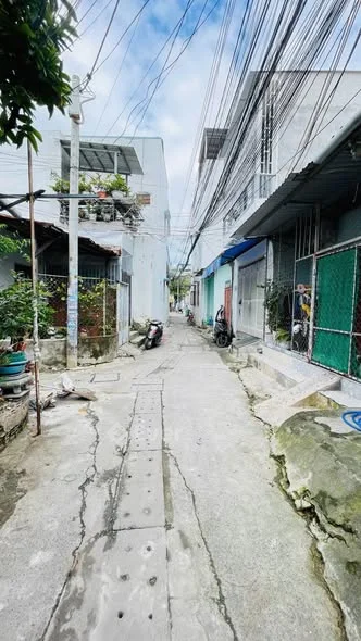 Nhà giá rẻ cấp 4 hẻm ô tô Nguyễn Khuyến Vĩnh Hải chỉ 2,9 tỷ