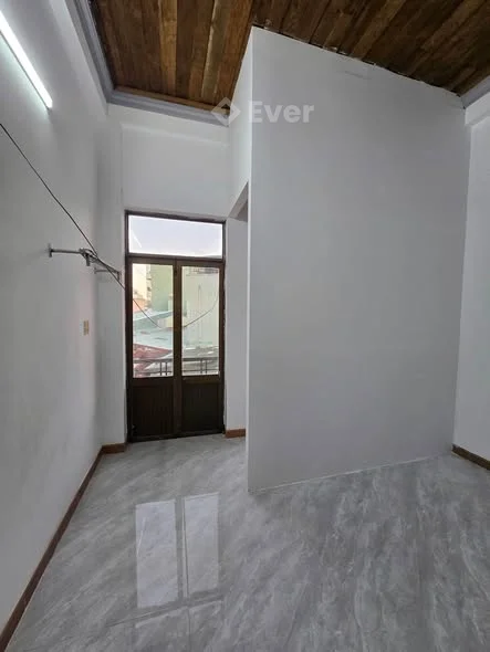 Cần bán nhà hẻm Ngô Mây, Quy Nhơn - DT 36m2, ngang 4m - Kết cấu : 2 tầng, 2 phòng ngủ, 2 nhà vệ sinh