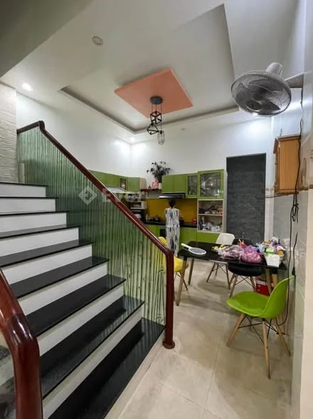 NHÀ MẶT TIỀN NGUYỄN VĂN CỪ – GẦN TÔ HIẾN THÀNH DT: 63m² | Ngang 4,33m