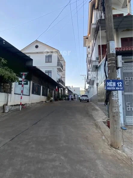 CHỦ HẠ THÊM 50triệu bán trước Tết ÂL1tỷ750tr => CÒN 1,7 TỶHẻm 12 Nguyễn Văn Cừ 127m2