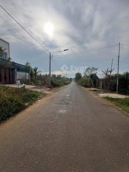 BÁN ĐẤT MẶT TIỀN NGUYỄN SIÊU – TRUNG TÂM PLEIKU • 2 lô liền kề, vị trí đẹp