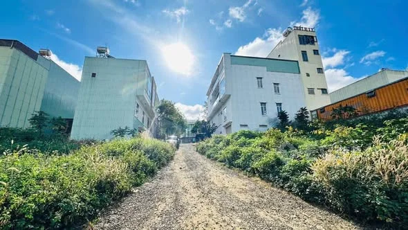 Đất 2 mặt tiền hẻm chính Tôn Thất Tùng cách mt 50m, song song Tôn Thất Tùng