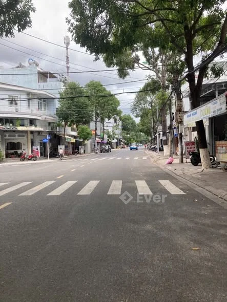 NHÀ MẶT TIỀN NGUYỄN THỊ ĐỊNH RA BIỂN CHỈ 3 PHÚT - NAM NHA TRANG