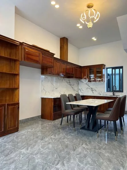 VN203 BÁN NHÀ 3 TẦNG HẺM OTO ĐƯỜNG LIÊN HOA - TÂY NHA TRANG (VĨNH NGỌC)