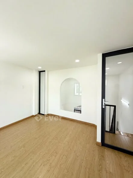 BÁN NHÀ ĐẸP ĐƯỜNG PHƯỚC LONG NHA TRANG Hẻm 2.5m cách đầu đường lớn Phước Long chỉ 150m - 2,35 tỷ - 37.3m²