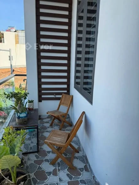 NHÀ ĐẸP 2 TẦNG ĐƯỜNG OTO - ĐOẠN HOÀ TRUNG- VĨNH HOÀ NHA TRANG