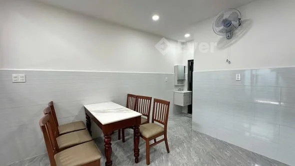 CUỐI NĂM CHỊ GÁI CẦN BÁN NHÀ MÊ LỬNG FULL NỘI THẤT – NGUYỄN KHUYẾN, NHA TRANG• Diện tích: 50,4m2