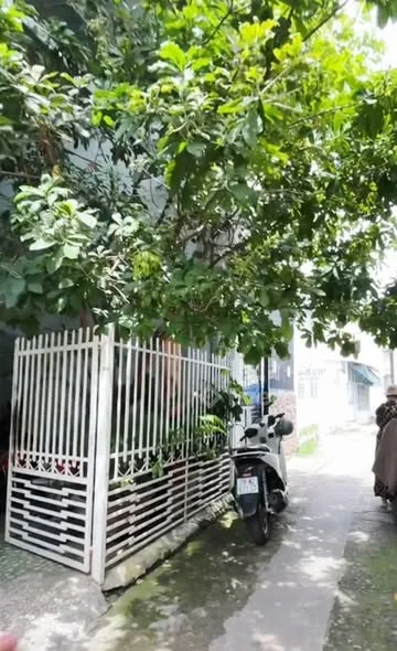 - Chỉ 2,750 tỷ - Cần bán gấp căn nhà gần nhà thờ Chợ Mới Vĩnh Ngọc đường Lương Đình Của - Nha Trang