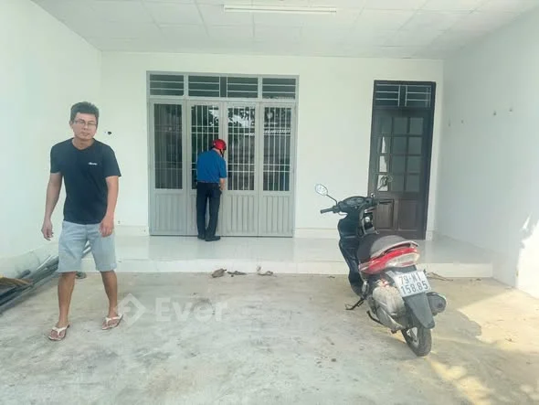 SẢN PHẨM ĐẸP GIÁ TỐT TẠI VĨNH HẢI ĐƯỜNG OTO- Đường betong rông 3m2 oto vo tận nhà.