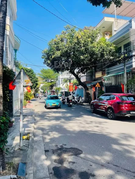 Bán nhà mặt tiền đường Âu Cơ , Phước Tân , Nha Trang. Giá 7 Tỷ 990 triệu - 7,99 tỷ - 57.2m²