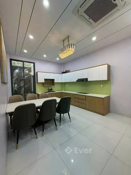 CHO THUÊ NHÀ mặt tiền đường PHÙNG THẾ TÀI, Nha Trang 22 triệu/ tháng ( 4 phòng, 4 wc)