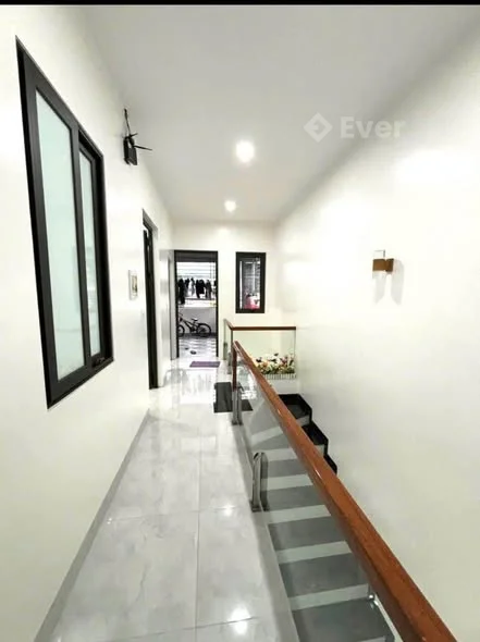 Nhà 3 tầng siêu đẹp Phạm Văn Xảo, 72m2, mặt tiền 6m, giá hơn 3 tỷ--