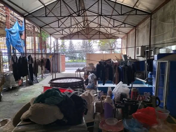 Hạ Zzá cả tỷ Kho xưởng 320mv ngay gần Ga Lào Cai.Cần chuyển nhượng Kho xưởng Diện tích. 320 mv