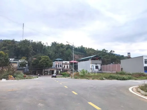 15xx lô H10 Bắc Lệnh ngay cạnh siêu thị  Go, song song với đường Hoàng Quốc Việt - Thỏa thuận - 108.9m²