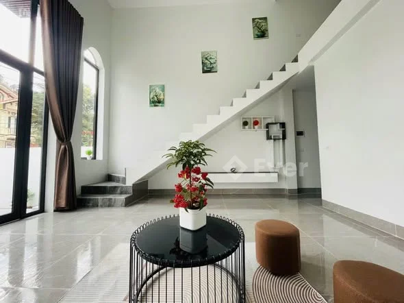 Nhà mới trinh nguyên, 2 bìa Hồng với chìa khóa trao tay , nhận ngay nhà đẹp, ở luôn