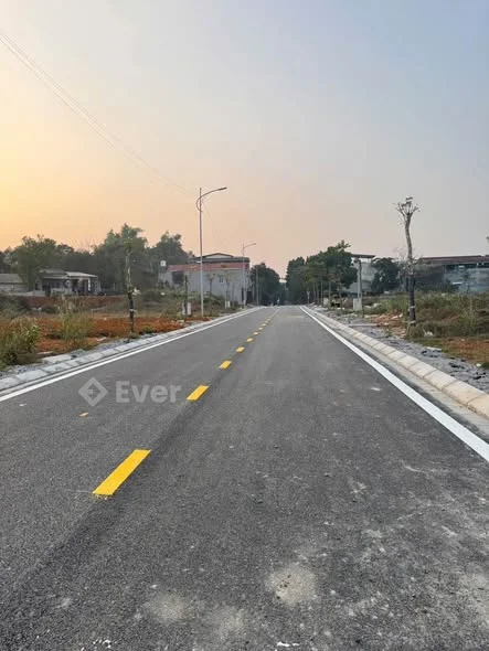 Lô Đất Đẹp Ngay Ngã Tư Đường NGUYỄN DANH PHƯƠNGDiện Tích. 5m *23m