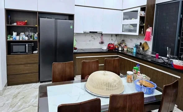 Nhà 3 tầng cực Đẹp F5 Phú Gia, Bắc Cường, 100m2, giá 4,8x tỷ - Thỏa thuận - 100m²