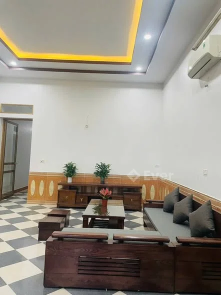 Bán gấp giá giảm hết cỡ-Giá chỉ còn 1 tỷ 450 Tr -Đc : Tại Ngõ 2 đường Hà Đặc Pom Hán , Cam Đường