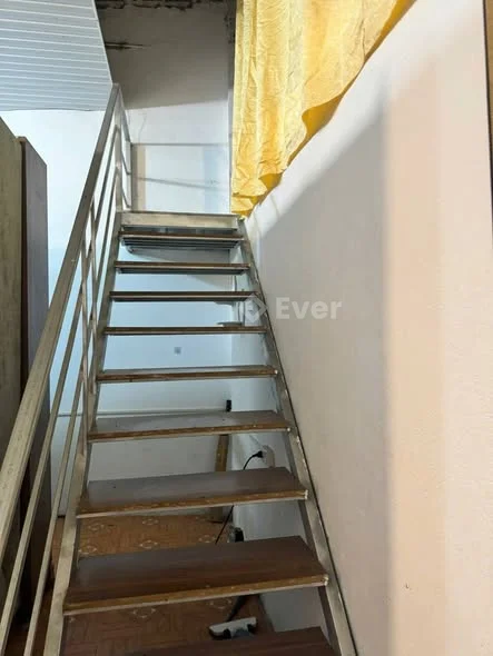 HỘ NGHÈO chưa có tiền làm BìaNên bán Rẻ: 1 tỷ 550 triệu - 1,55 tỷ - 94m²