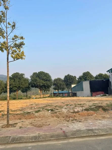 DUY NHẤT 1 LÔ 22/12 CAM ĐƯỜNG – LÀO CAI Lô đẹp – hiếm, vị trí chuẩn, không vướng hố ga, tủ điện