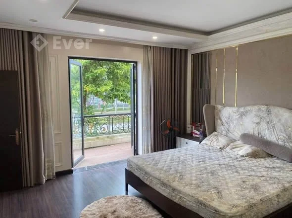 Bá.n nhanh, Biệt thự ĐẸP nhất nhì đường Trần Hưng Đạo, 266m2, chỉ 10 tỷ - 10 tỷ - 266m²