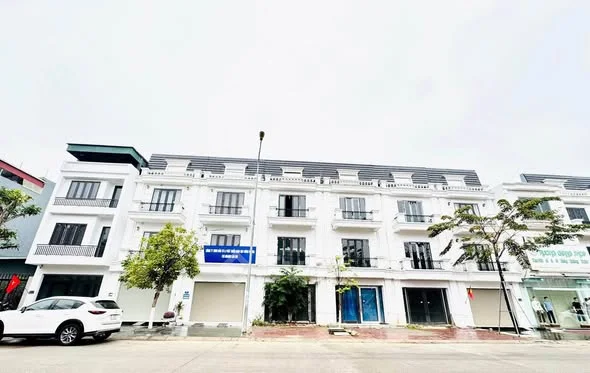 Bán nhà thô đường Ngô Quyền gần cầu ngòi đum Đường To Vị trí đẹp, kinh doanh