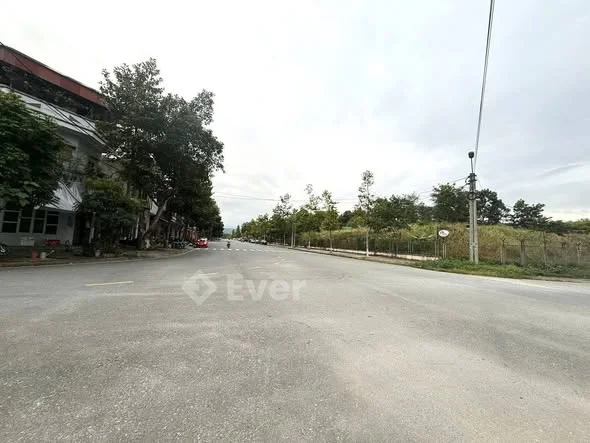 Bán đất 2 mặt tiền b8 đường Hồ Đắc Di đối diện trường Sư phạm._Diện tích: 166m2