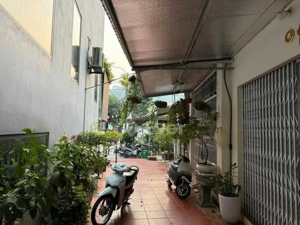 Bán nhanh nhà C4 ngõ Nguyễn Khuyến , Cốc Lếu - vị trí nhà ngay đầu ngõ cách đường vào 10m