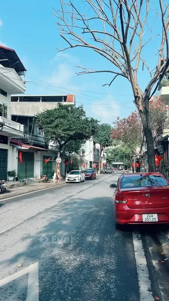 Bán đất tặng nhà C4 tại Trần Nhật duật Kim tân Lao caiĐiểm KD buôn bán sầm uất