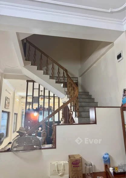 Bán nhà 3 tầng đường Nhạc Sơn, Kim Tân cũ, đối diện nhà đa năng trường liên cấp