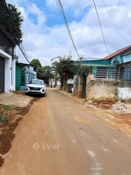 Bán Lô Đất Mặt Tiền Đường Hoàng Thế Thiện - Phường Tân Lợi - BMT - Thỏa thuận - 120m²