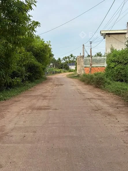 Bán nhanh lô đất tại Thôn 7 Ebar. 680 m2 đất mà chỉ có 980 triệu thôi ạ.