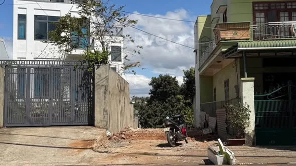 ĐẤT MẶT TIỀN KINH DOANH NGUYỄN TRI PHƯƠNG - BUÔN MA THUỘT