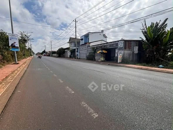 Cần Bán Lô Đất Mặt Tiền Kinh Doanh Mai Thị Lựu - Ea Tam - BMT